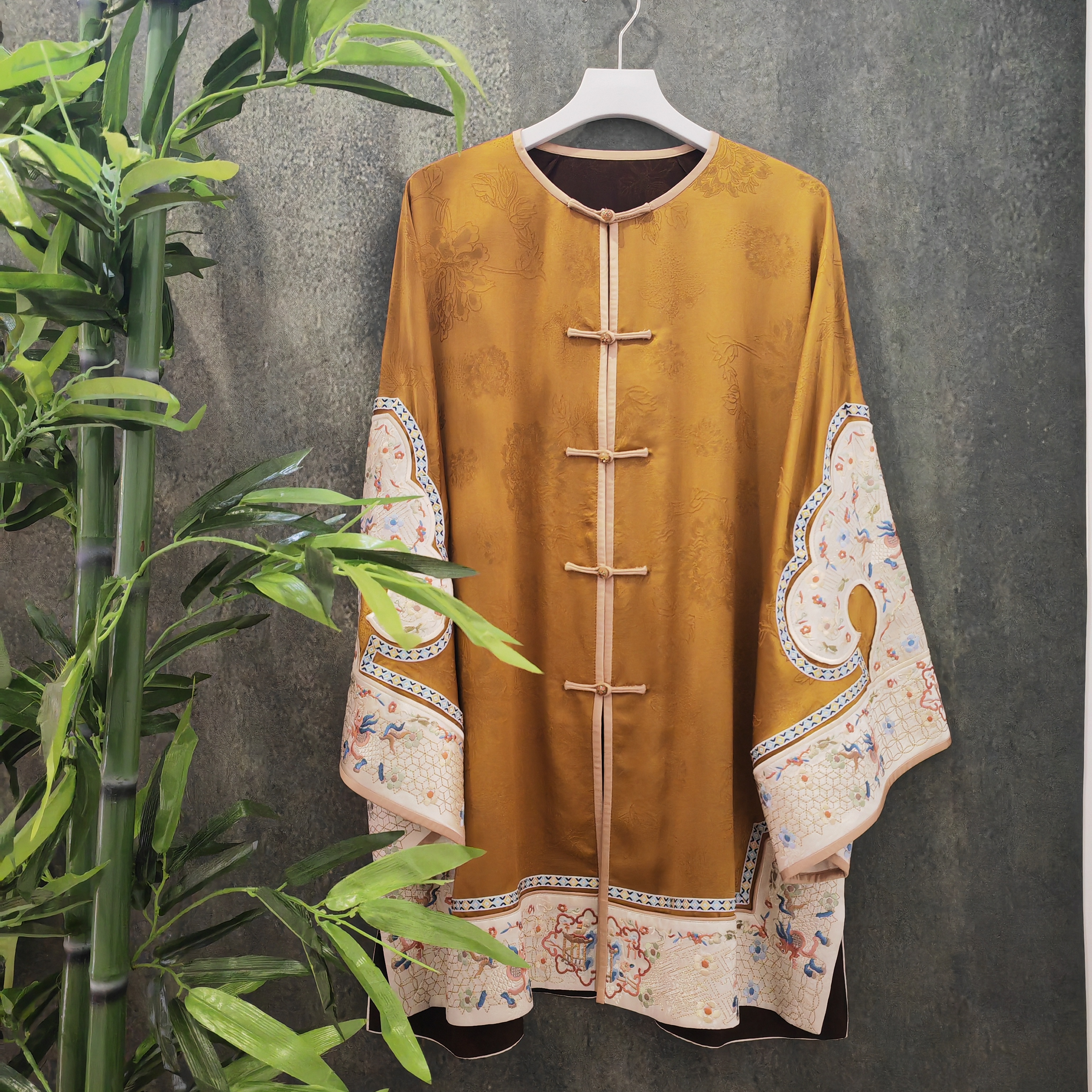 中式对襟重工香云纱上衣（带内衬）