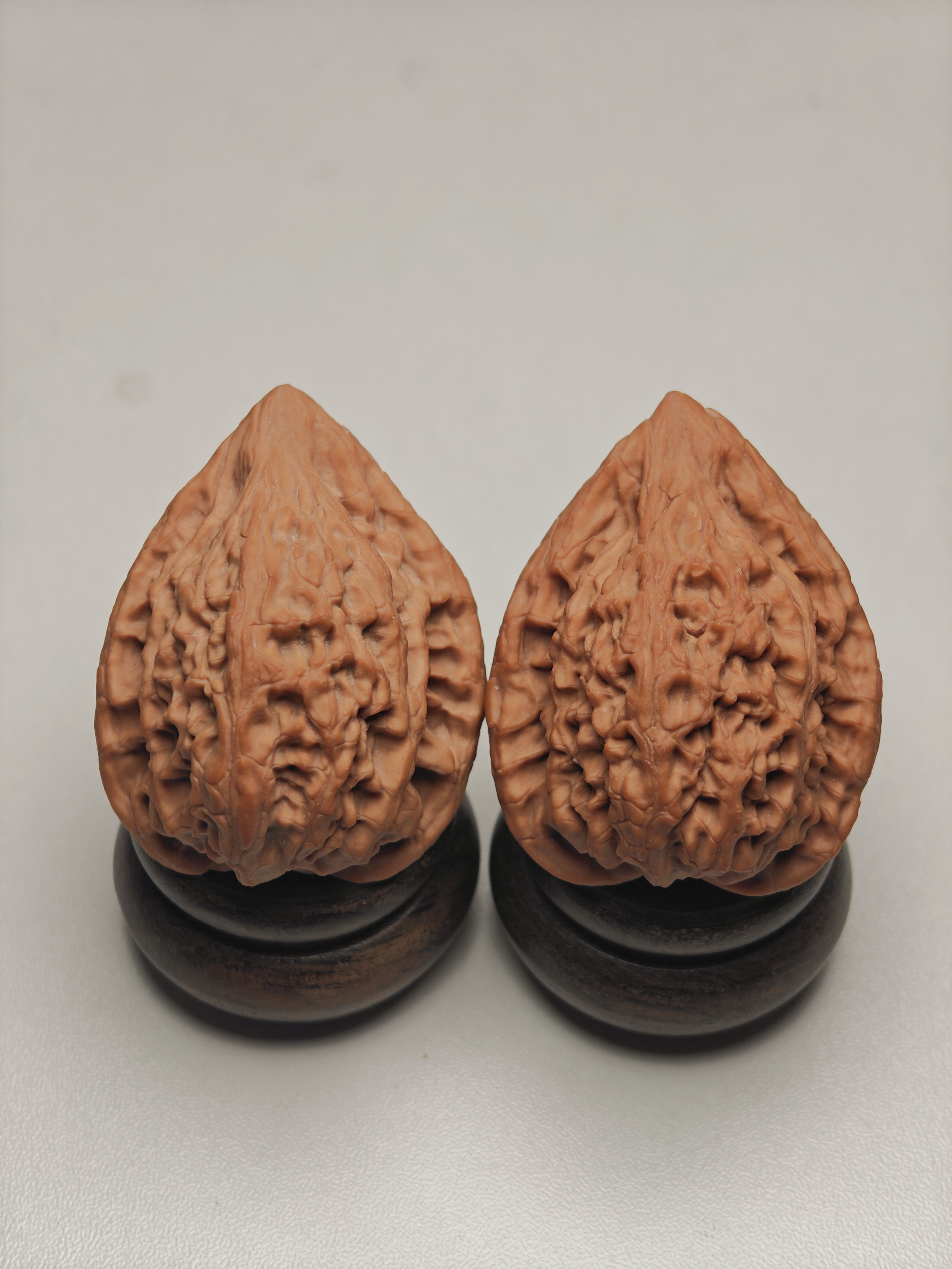 【货头】长治鸡心-边38.7刀痕-文玩核桃把件