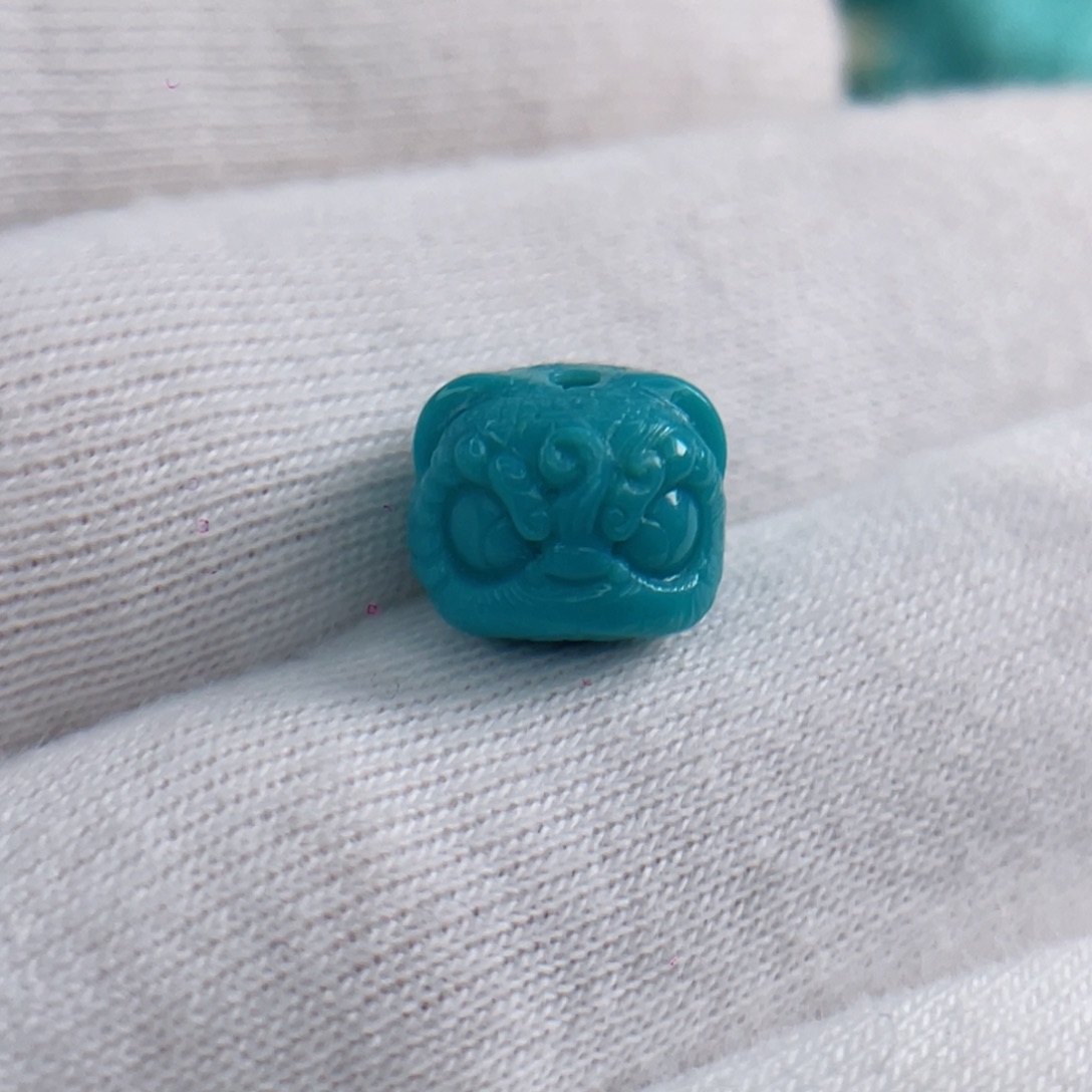 绿松石颈饰合金卡9.5-7.7