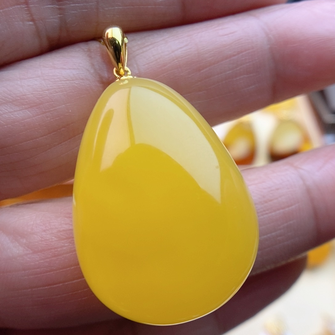 琥珀颈饰银S925镀金镶嵌