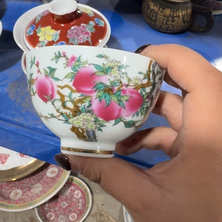 摆件桃子鸡心杯柴窑