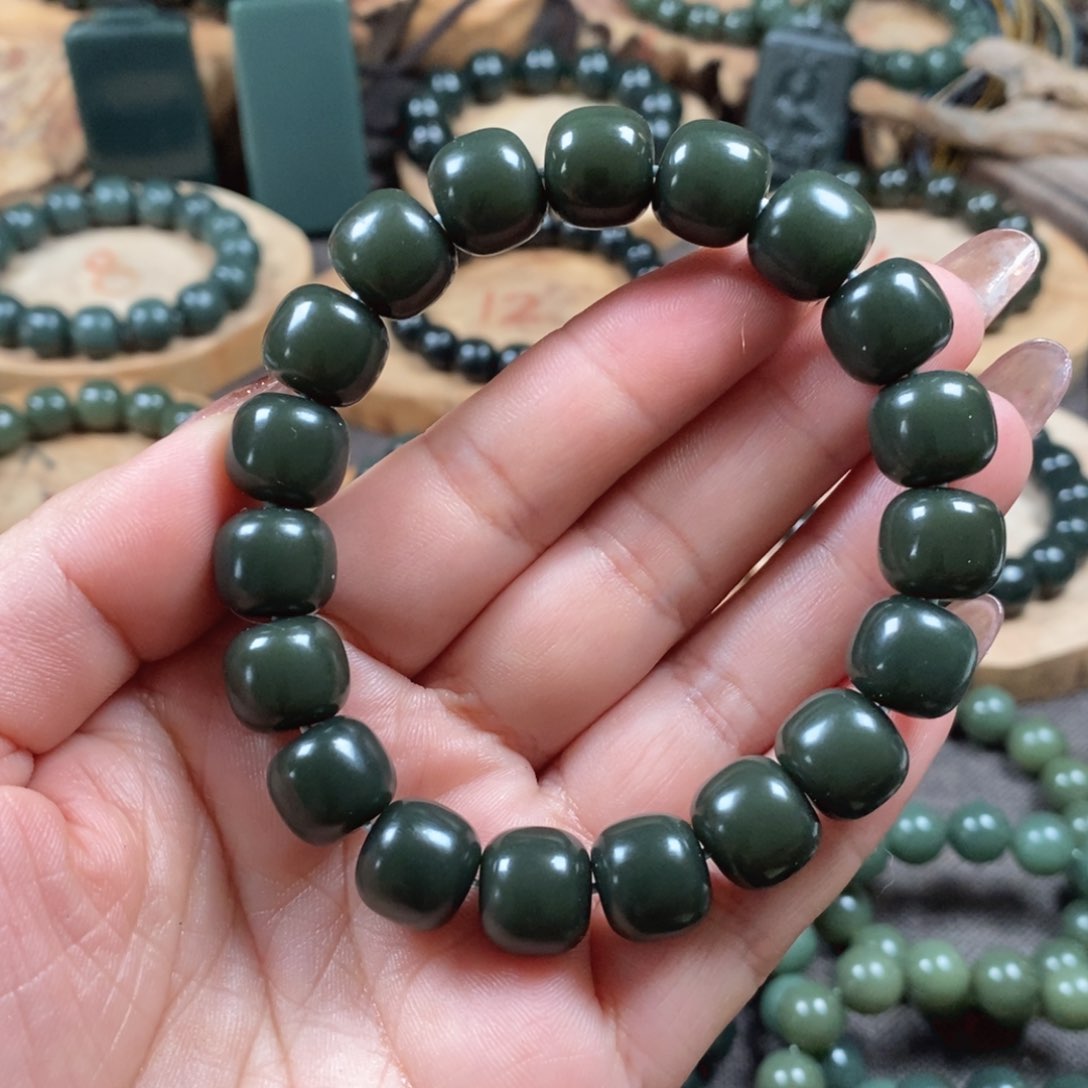 和田玉（青玉）手链未镶嵌