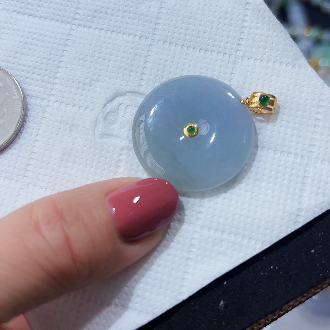 翡翠吊坠(不含链)未镶嵌