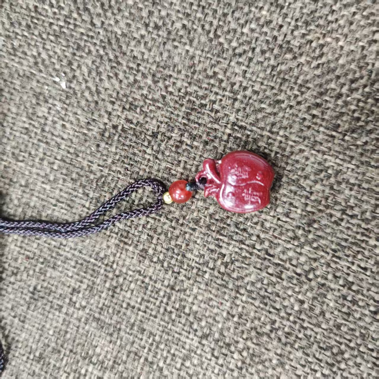  NX585经典朱砂饰品