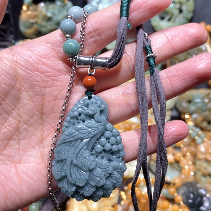 岫玉毛衣链未镶嵌