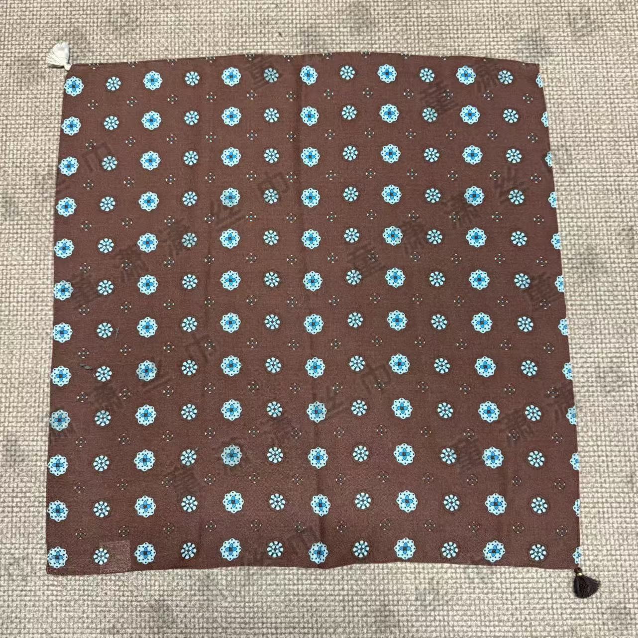 （棕韵花影）新款60*60左右方巾小啾啾围巾