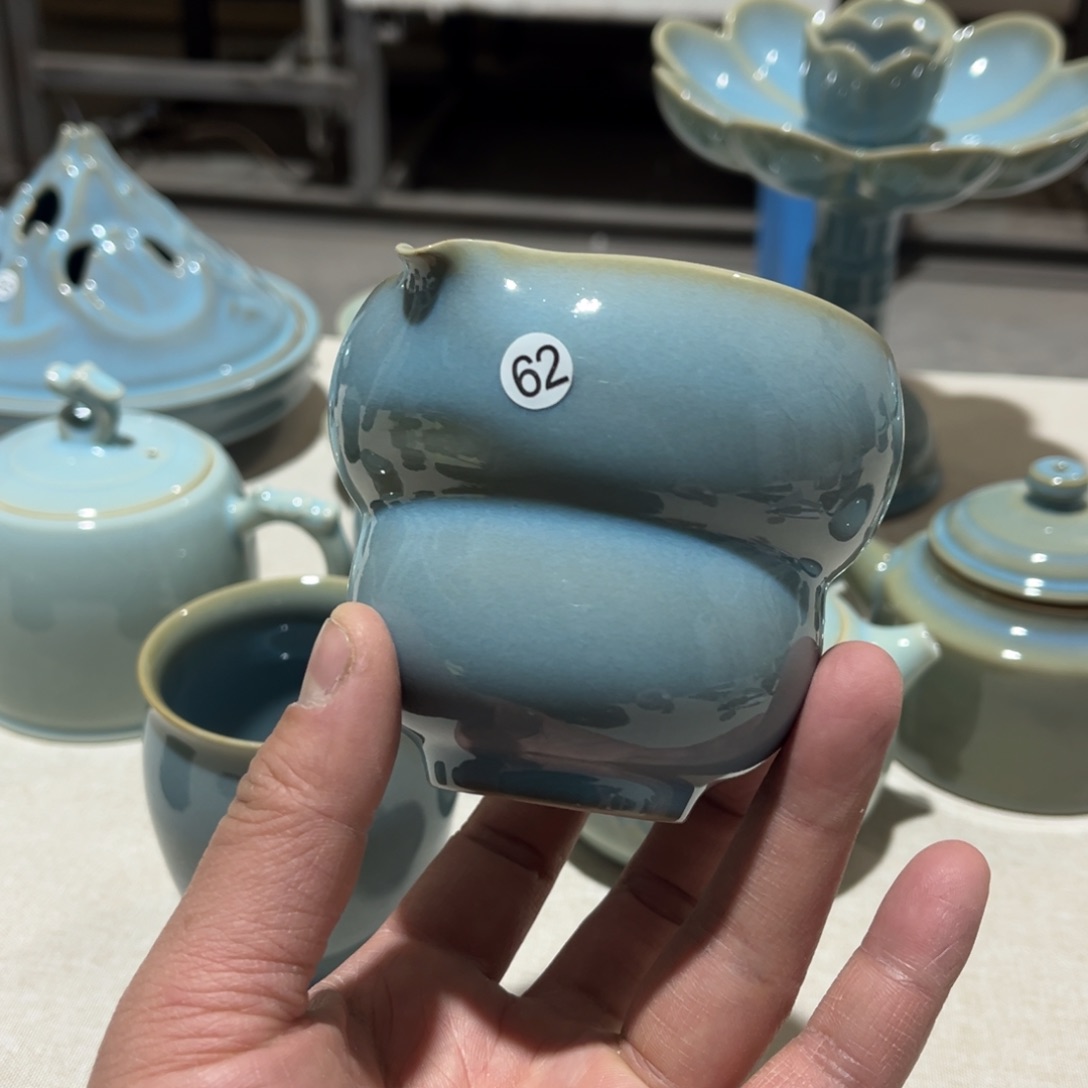 【闪购商品】微瑕公道手工天蓝