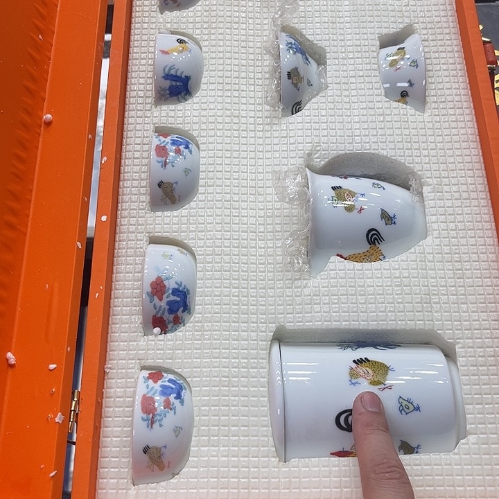 孤品茶具套装等。        