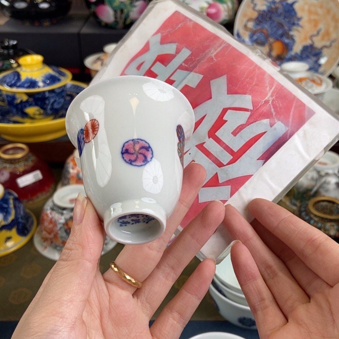 陶瓷艺术家的作品是一