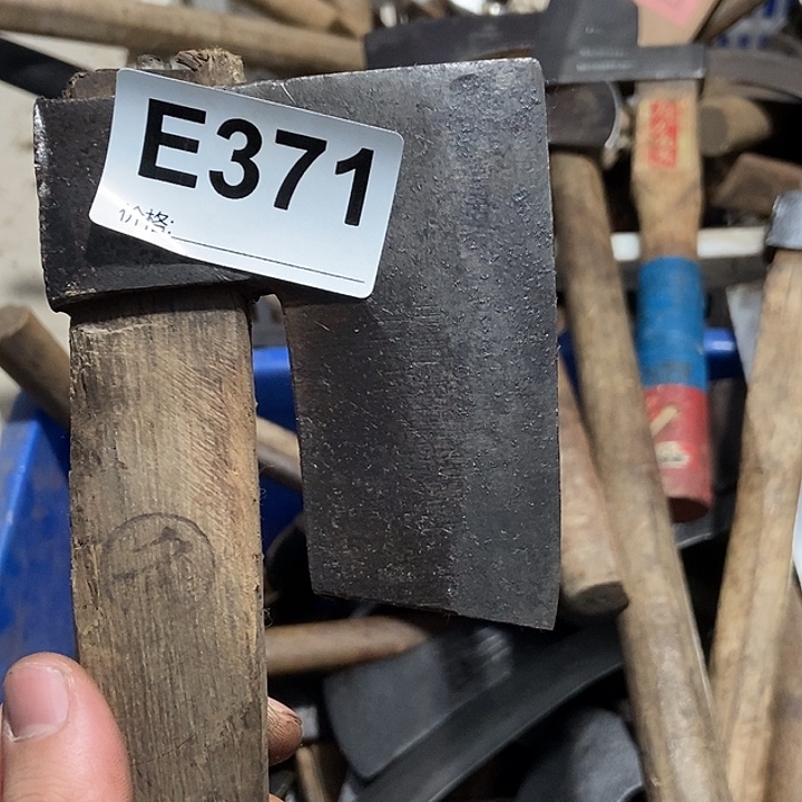 小***哥户外手工锻打用具