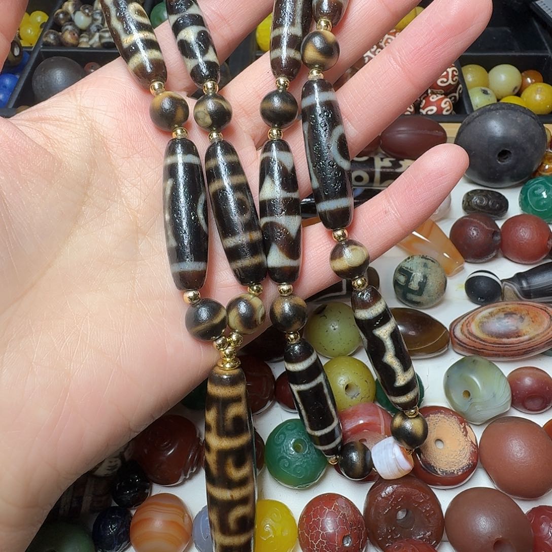 虎***猫玛瑙/玉髓未镶嵌满30包邮