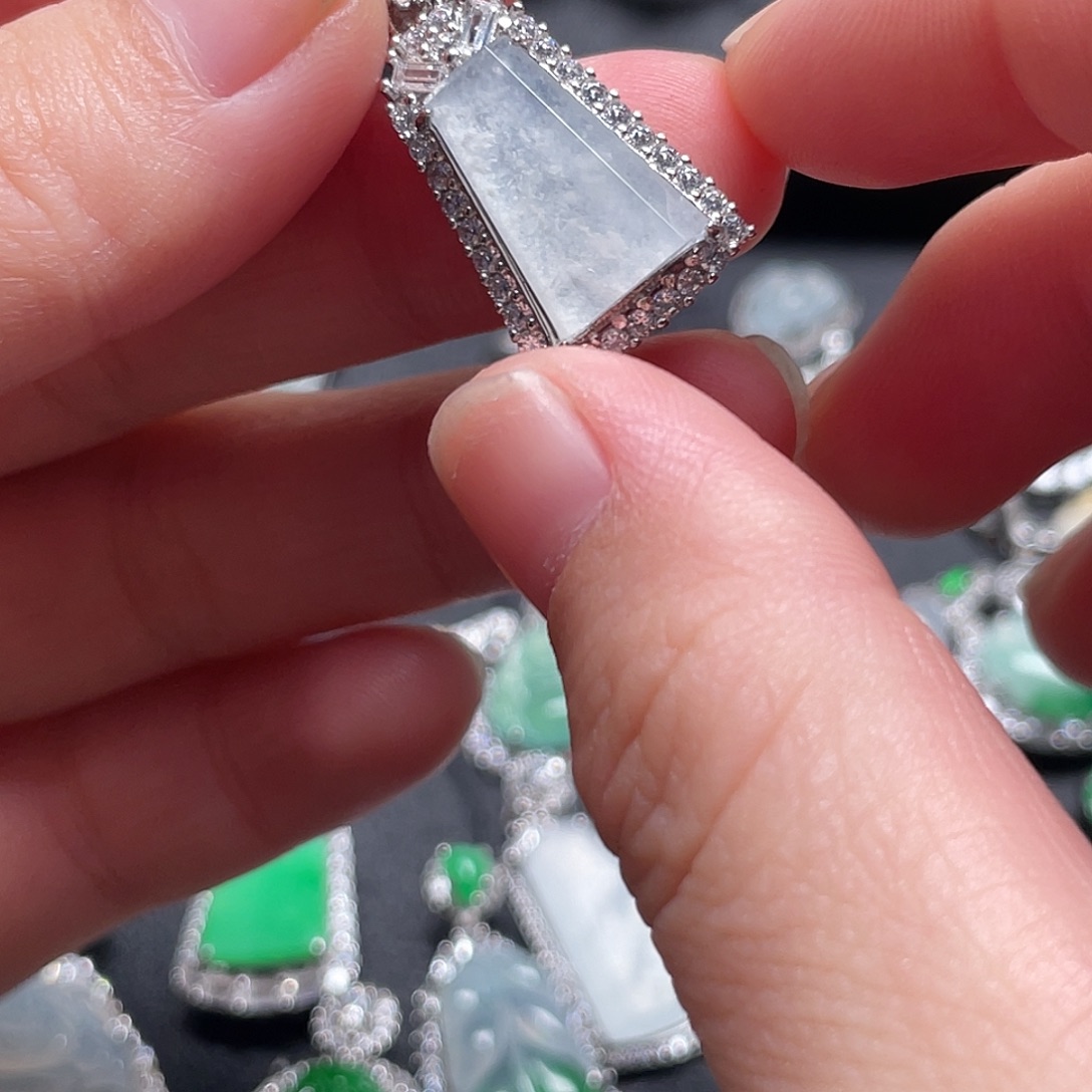 翡翠银S925镶嵌耳饰吊坠