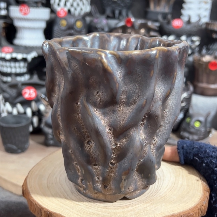 紫砂花盆手捏，内口11外高13.5