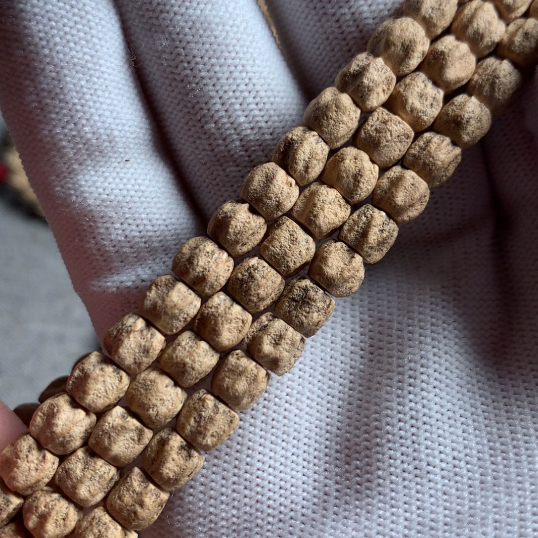 柏香籽/百香籽吊坠