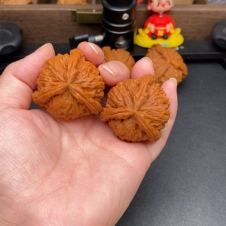 d***_把件文玩核桃白奔