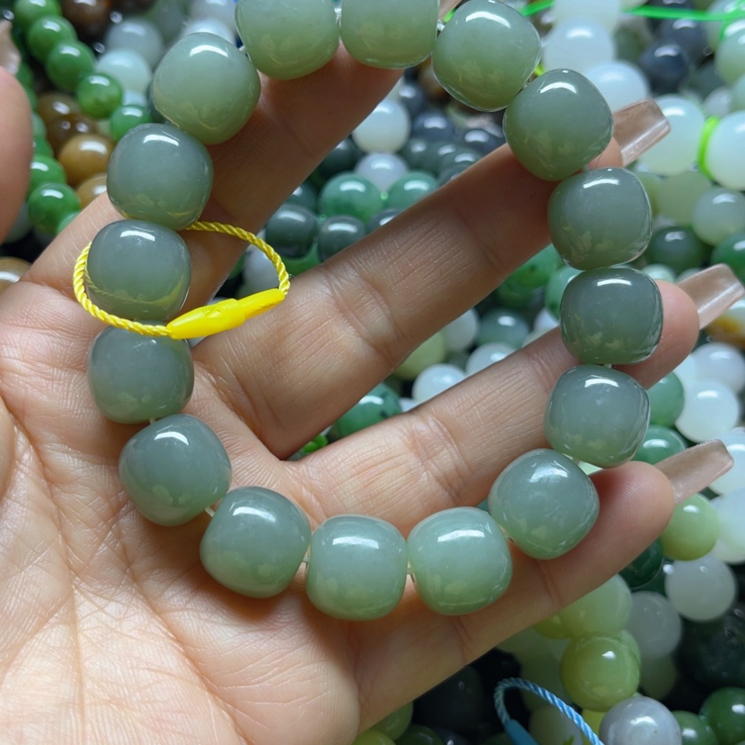 和田玉手链未镶嵌