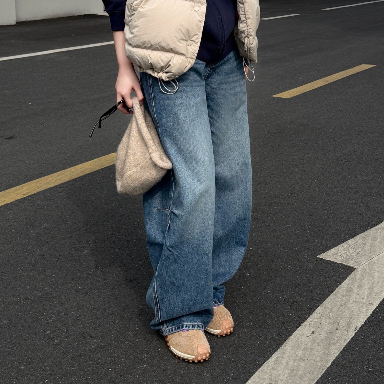 今婷秋季时尚复古做旧气质小众休闲百搭通勤牛仔长裤-M25302361