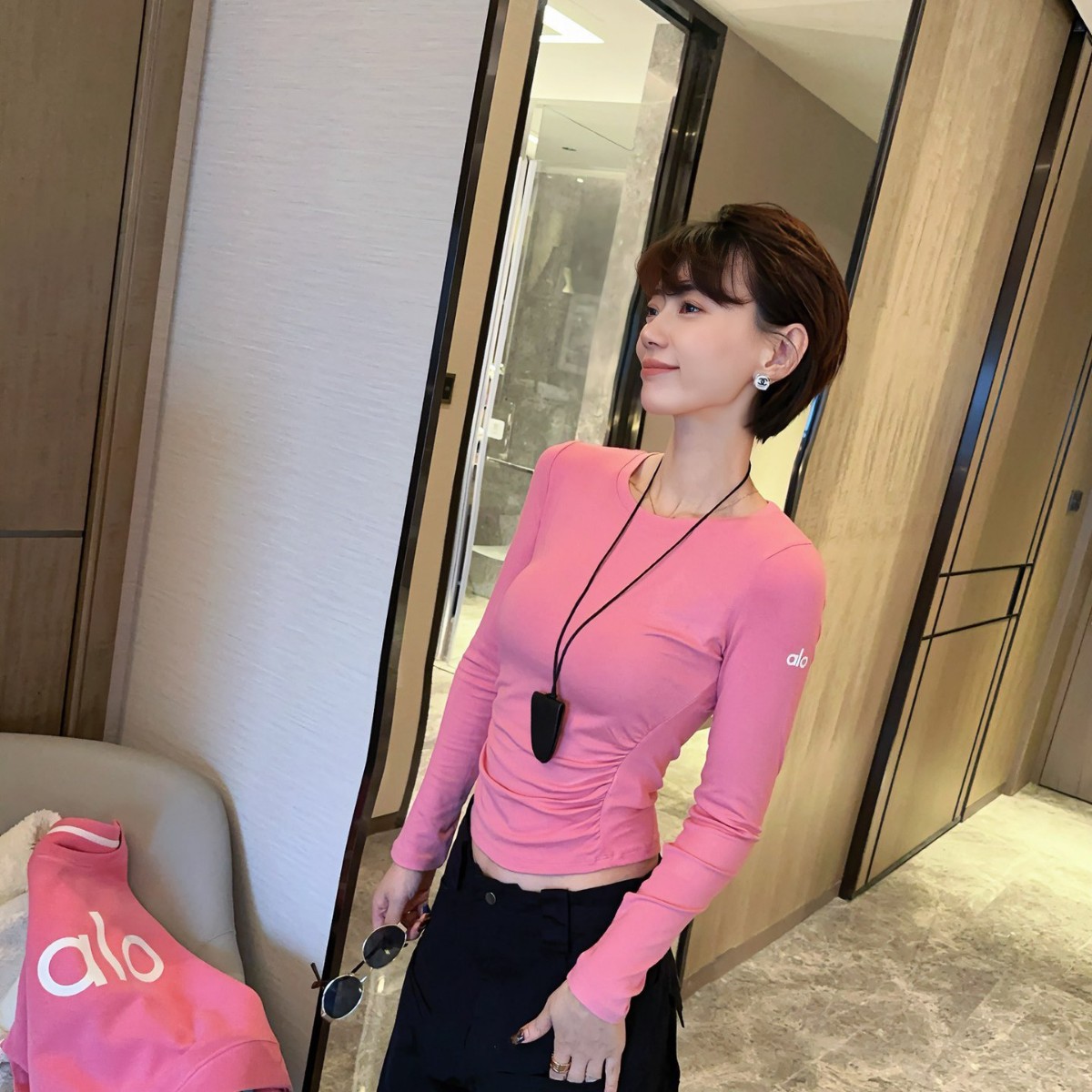 Alo多巴胺百搭露背打底衫修身显瘦春秋瑜伽服上衣美背健身训t恤