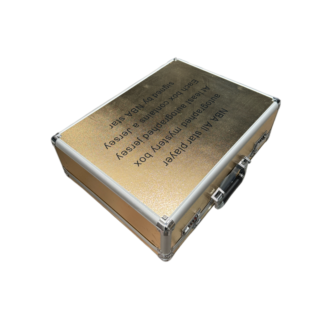 Mystery 足球球星亲签亲穿盒