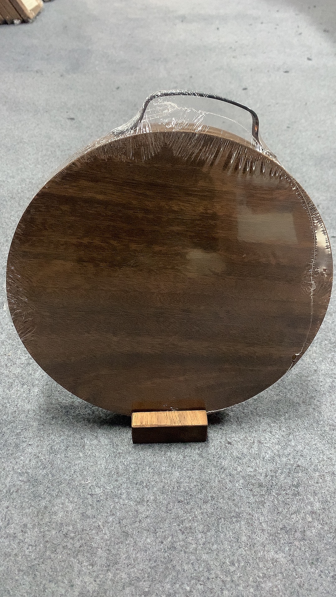 整木黑胡桃木圆形加厚菜板砧板牛排木盘面包蛋糕寿司披萨切菜板