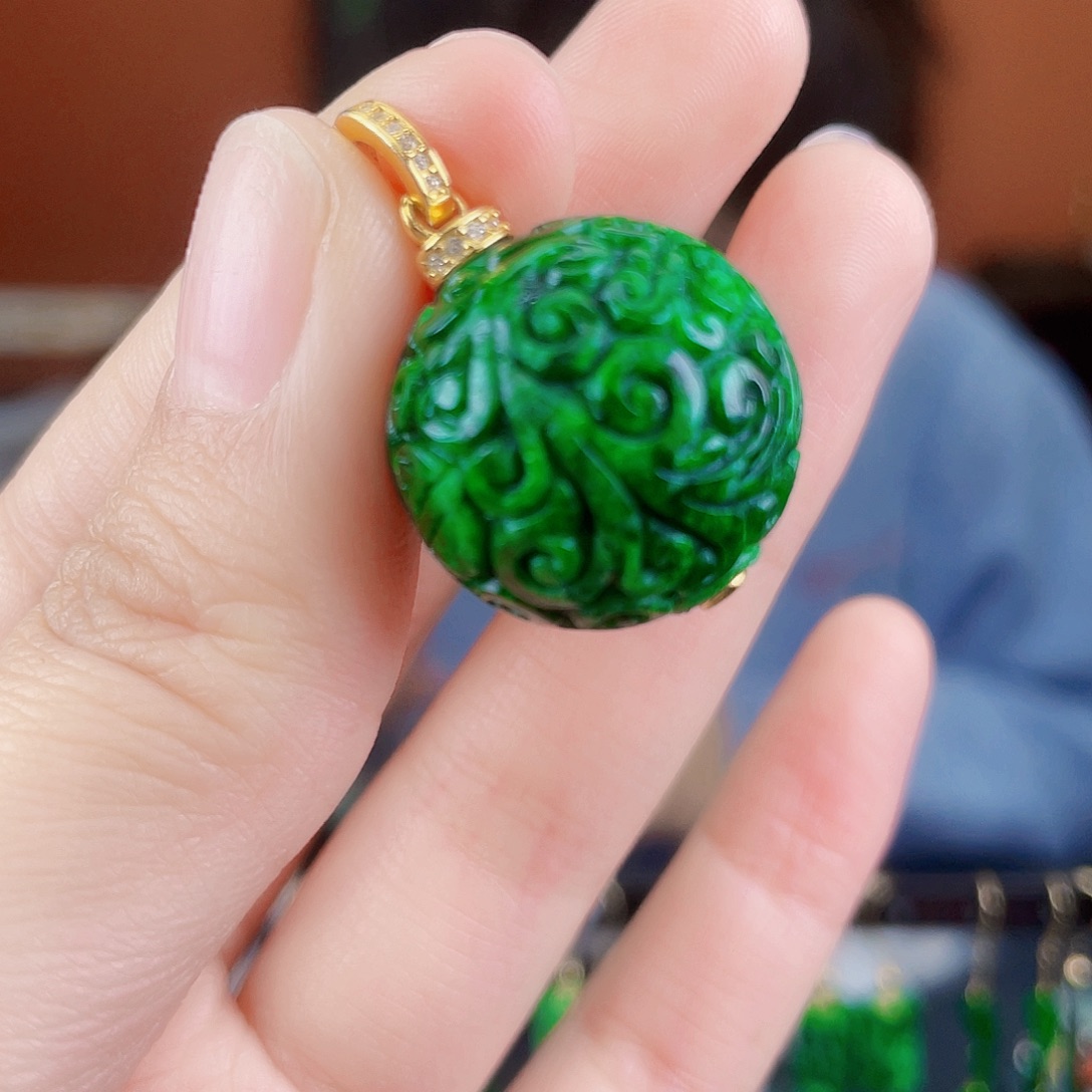 翡翠未镶嵌耳饰饰品