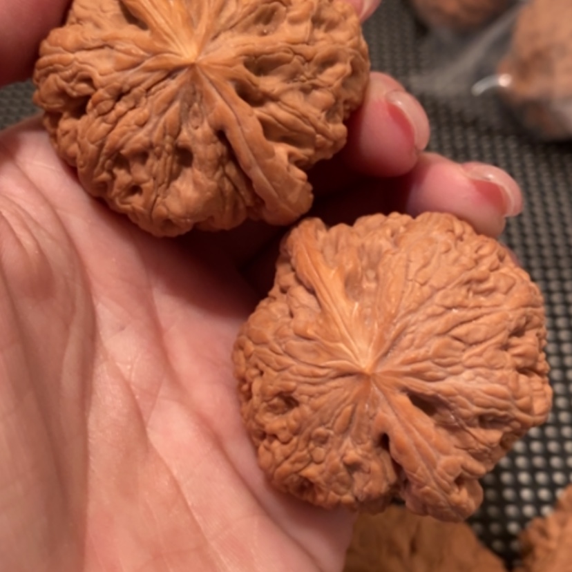 【闪购商品】吊坠文玩核桃无***?粗