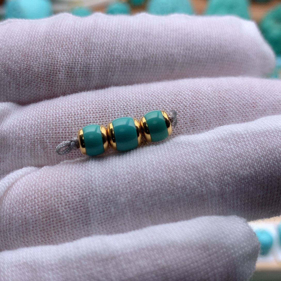 绿松石颈饰18K金镶嵌