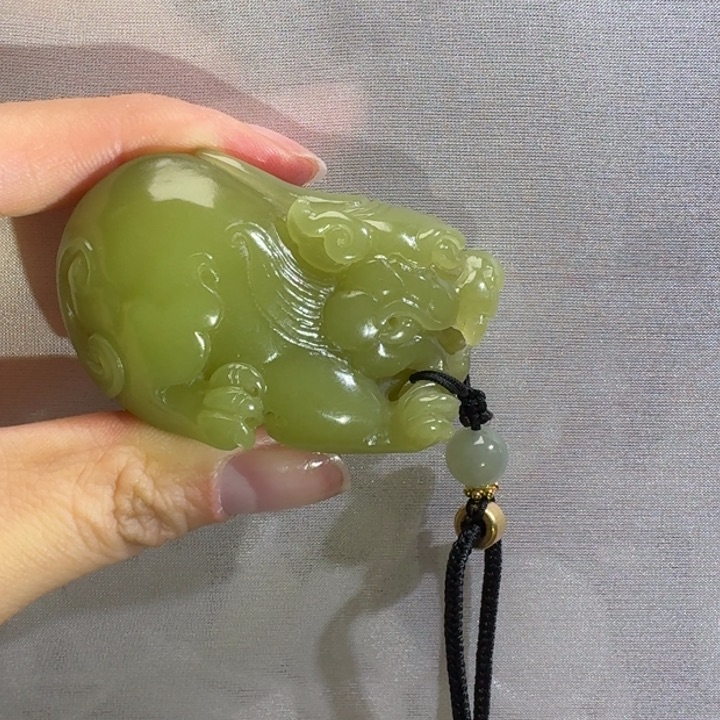 和田玉颈饰未镶嵌若羌黄口57g