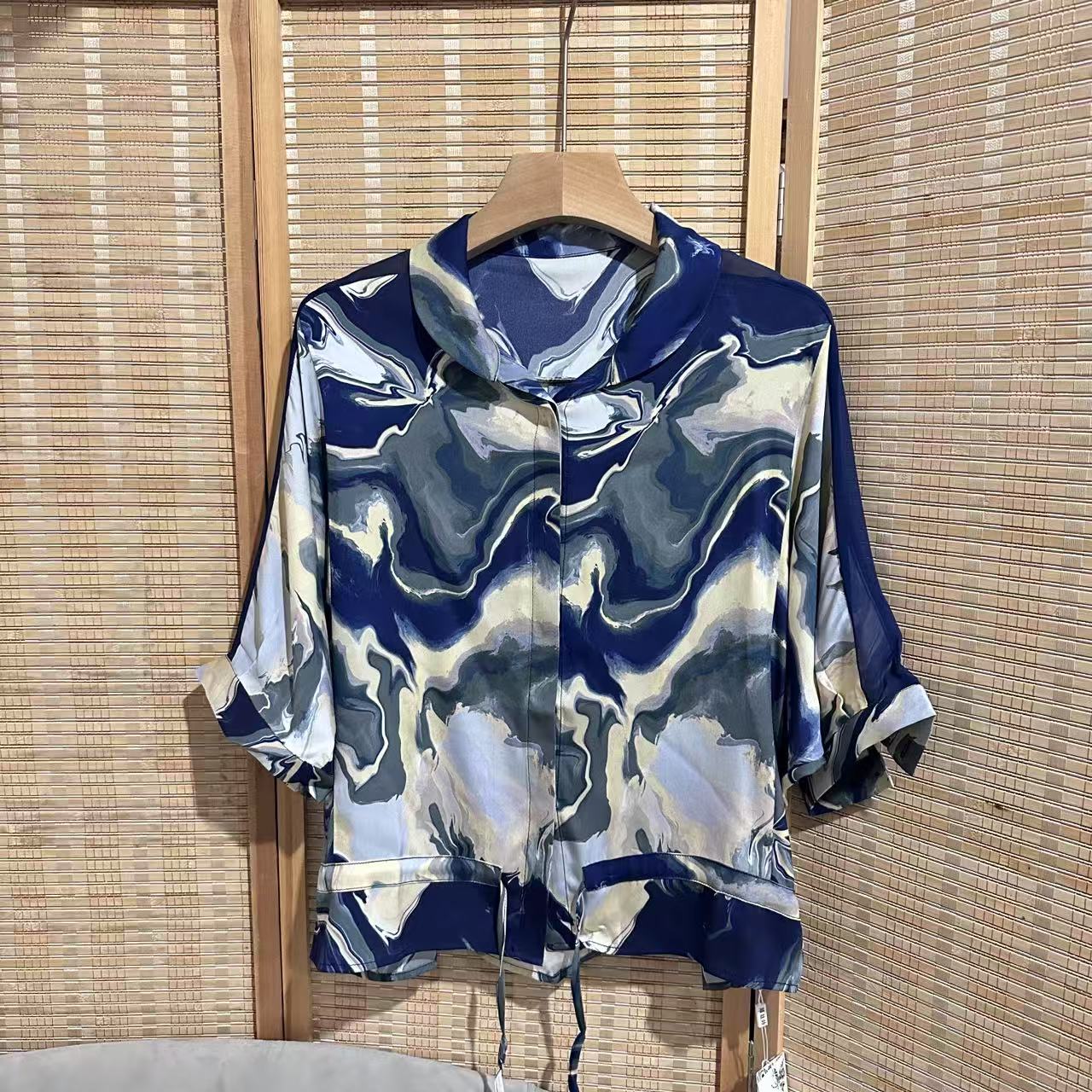 涵玖玥【桑蚕丝】圆弧翻领晕染轻盈抽绳显瘦上衣杭-02-YSY099