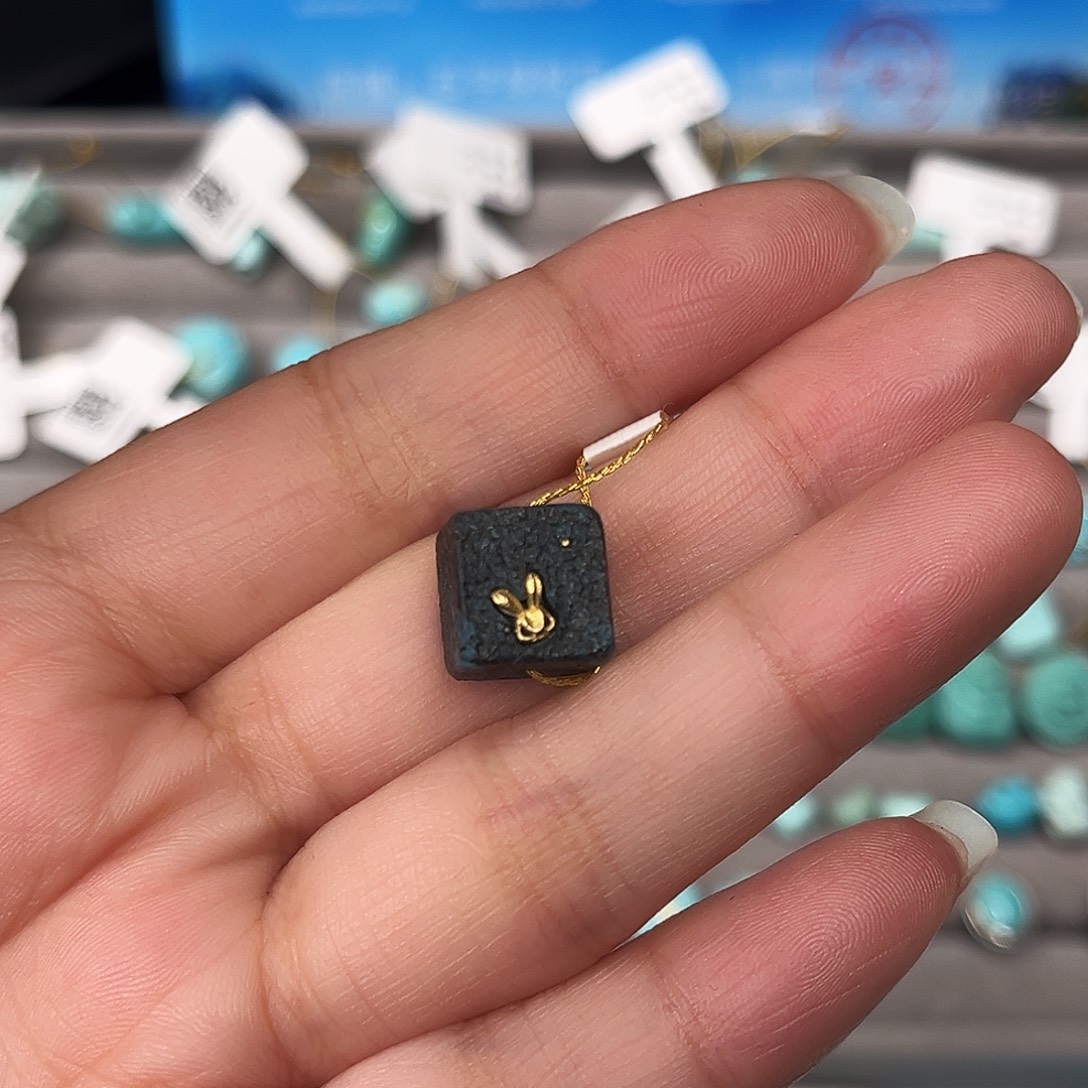 绿松石未镶嵌配饰