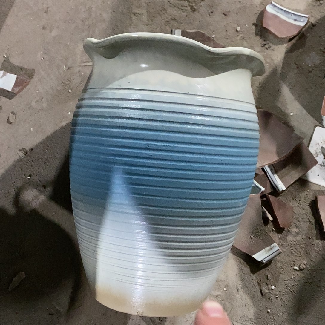 紫砂花盆瑕疵20/28:¥。hhz