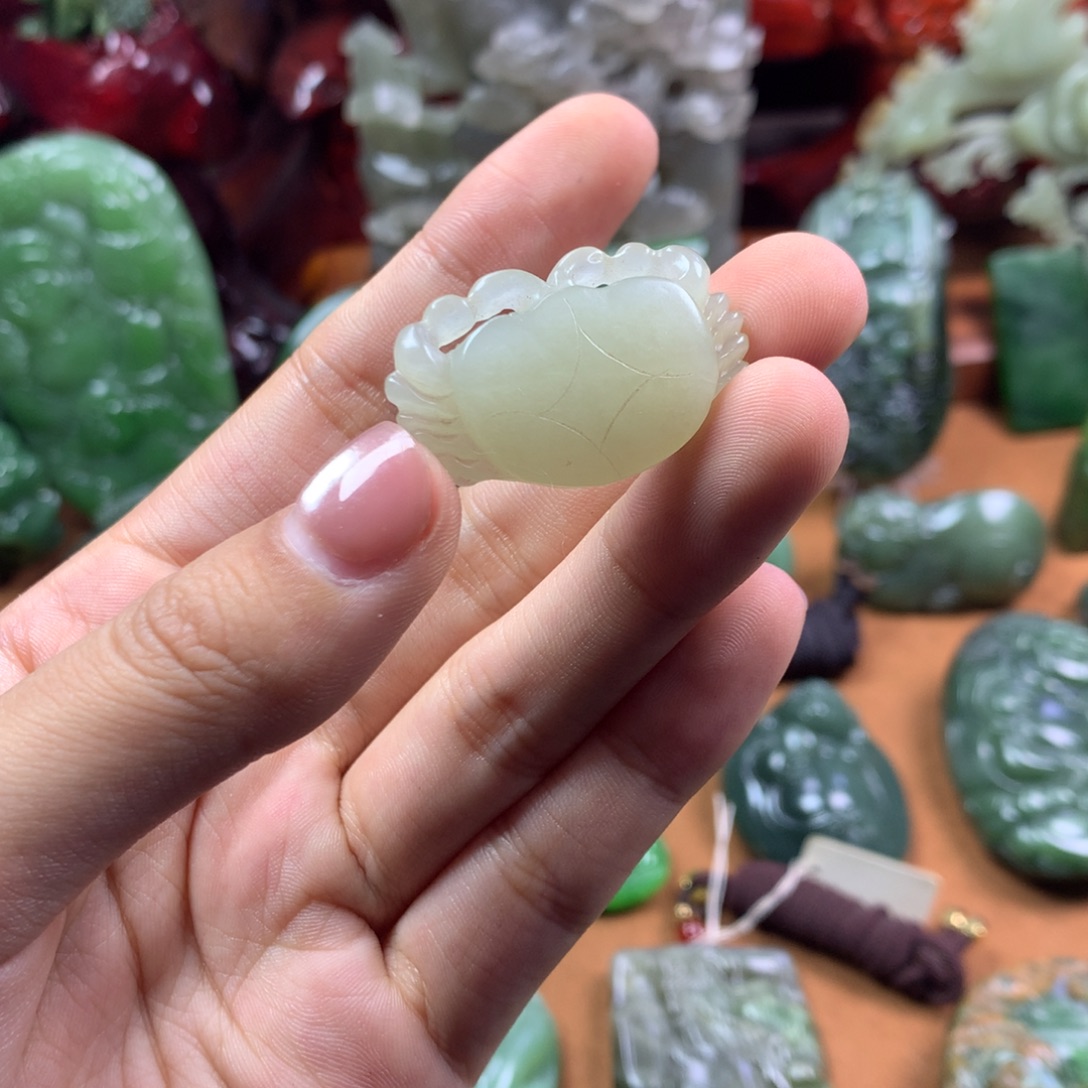 和田玉未镶嵌挂件