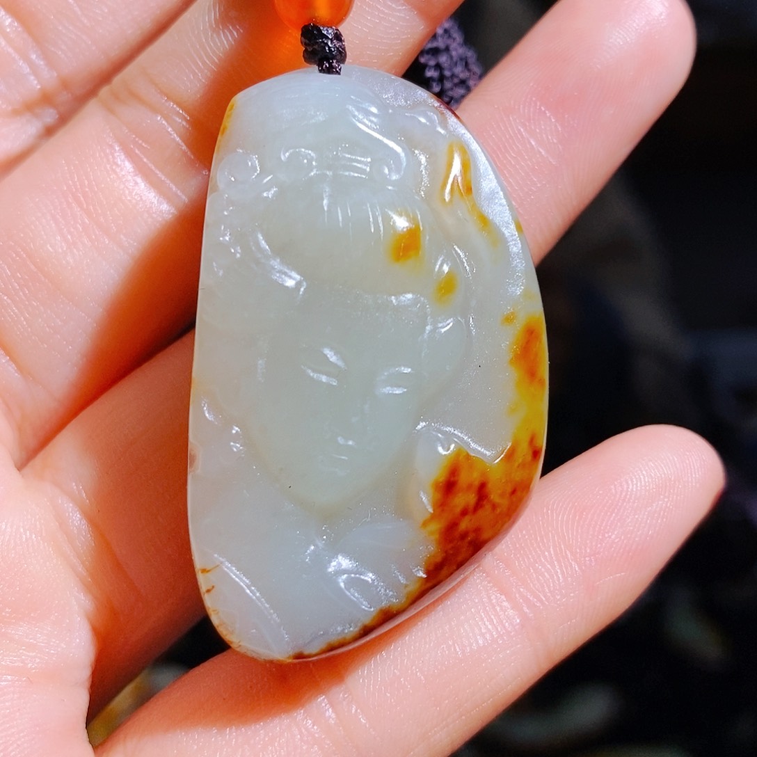 和田玉颈饰未镶嵌