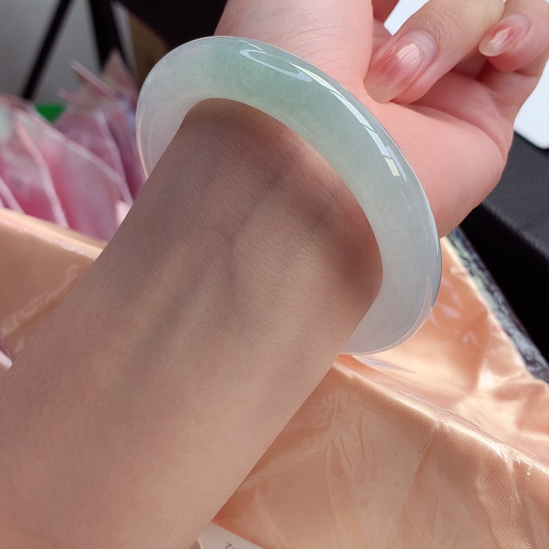 翡翠手镯未镶嵌天然A货翡翠54/55