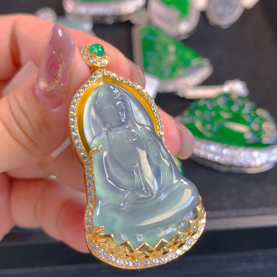 翡翠颈饰银S925镶嵌翡翠