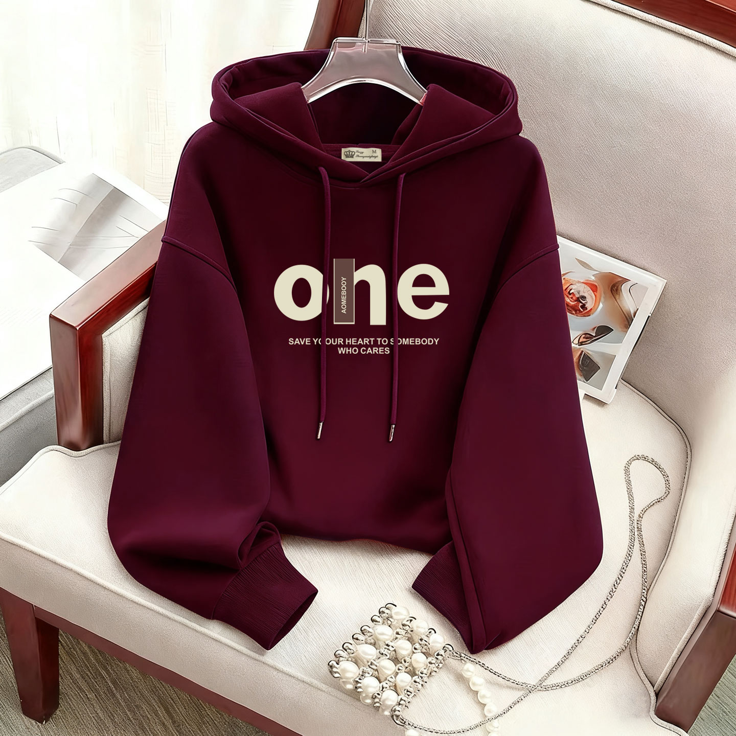 韩版小个子爆款字母连帽卫衣女2025新款秋冬时尚短款外套可加绒