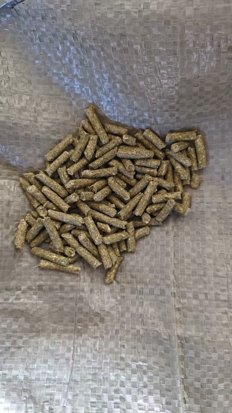 【专业定制】精品配方粮2500