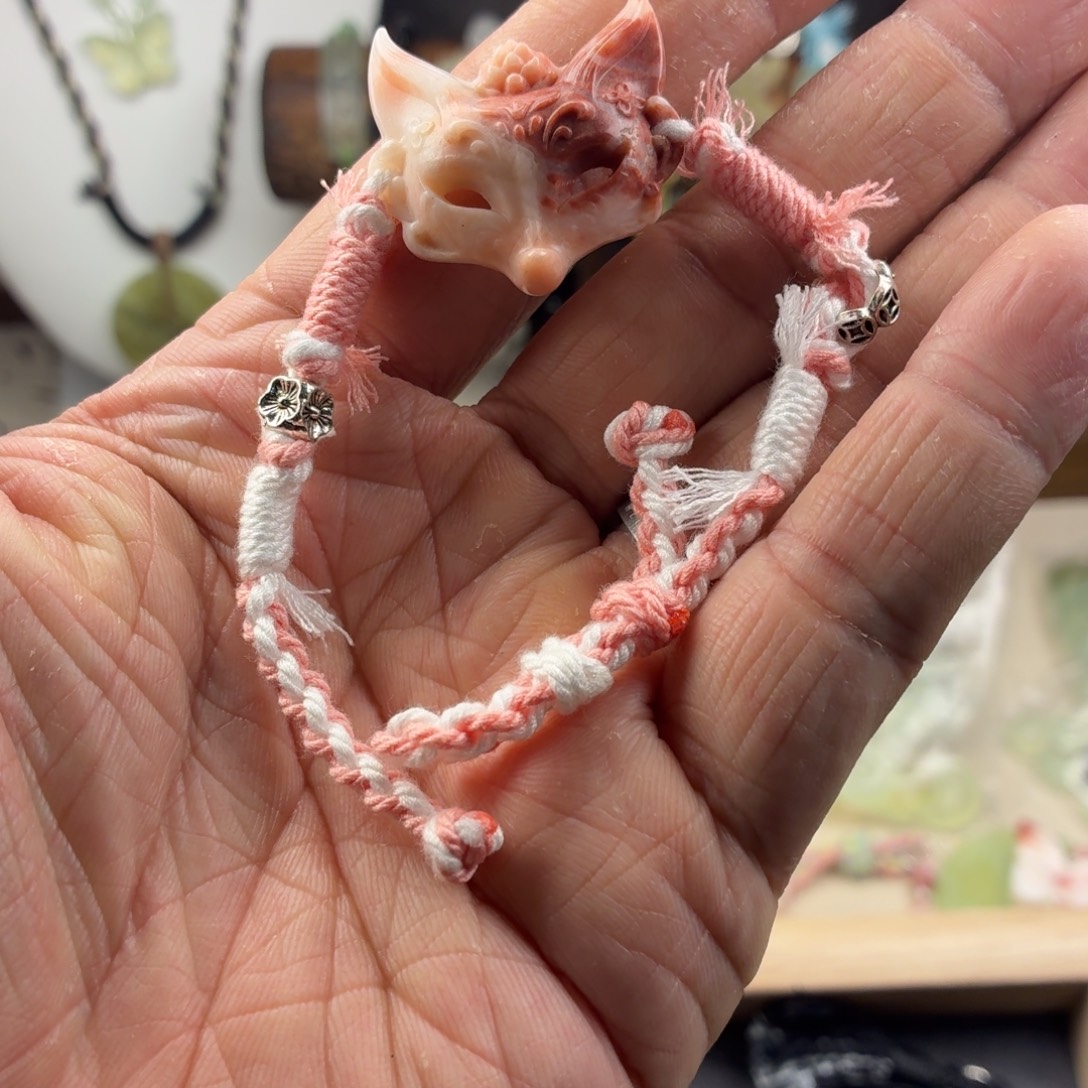 蛇纹石玉合金吊坠