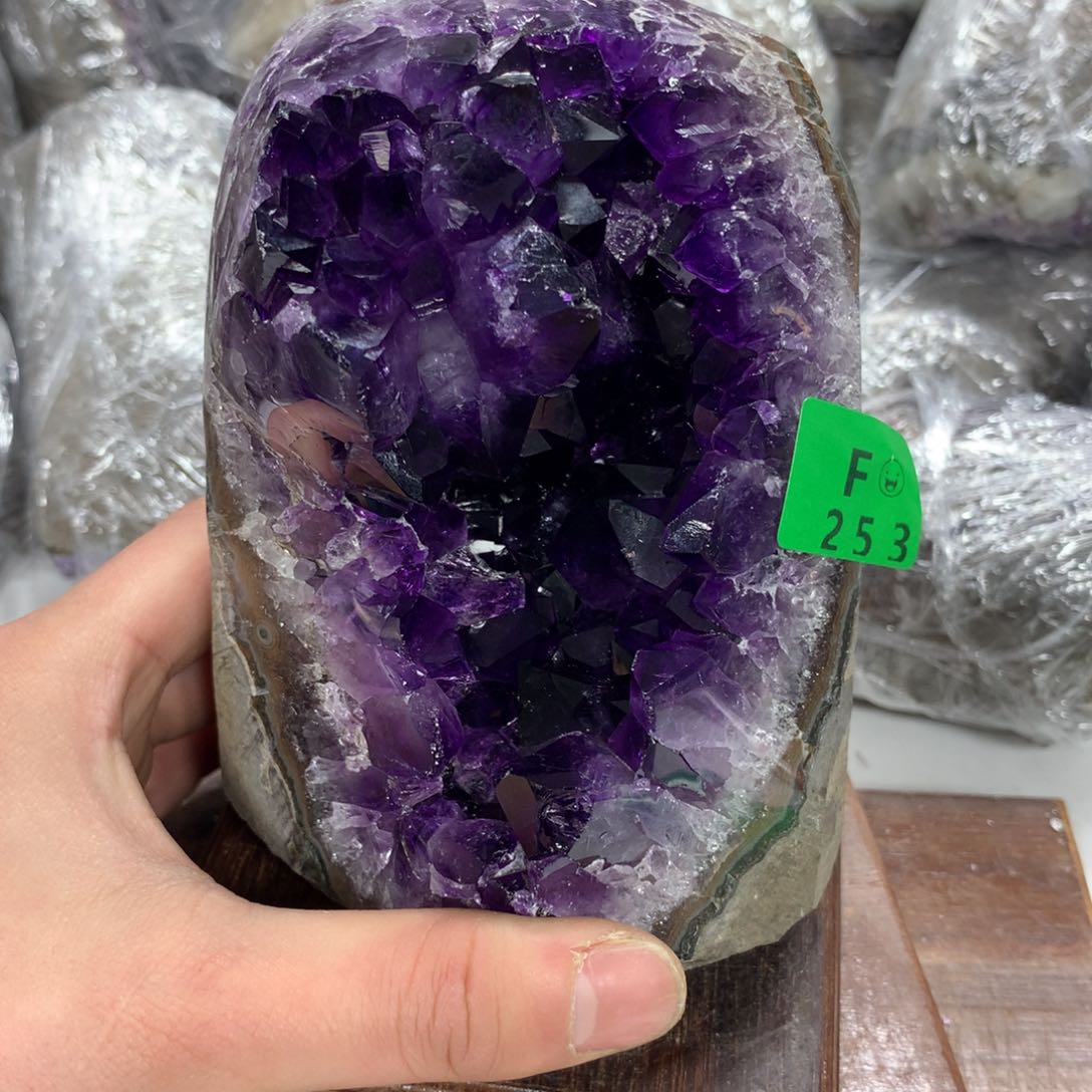 紫晶大型摆件（非配饰）未镶嵌