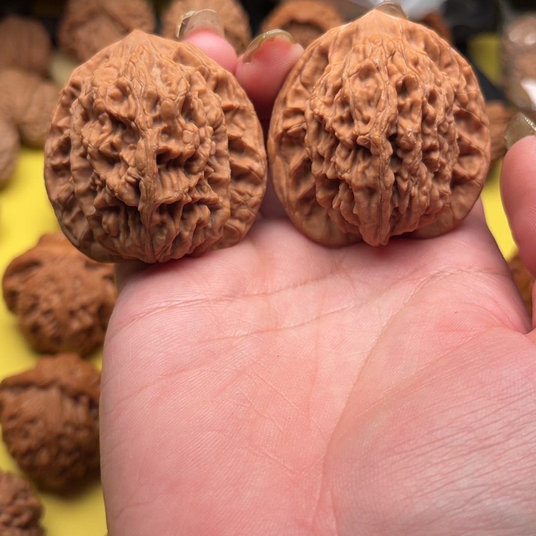 桃核吊坠46虎头文玩核桃