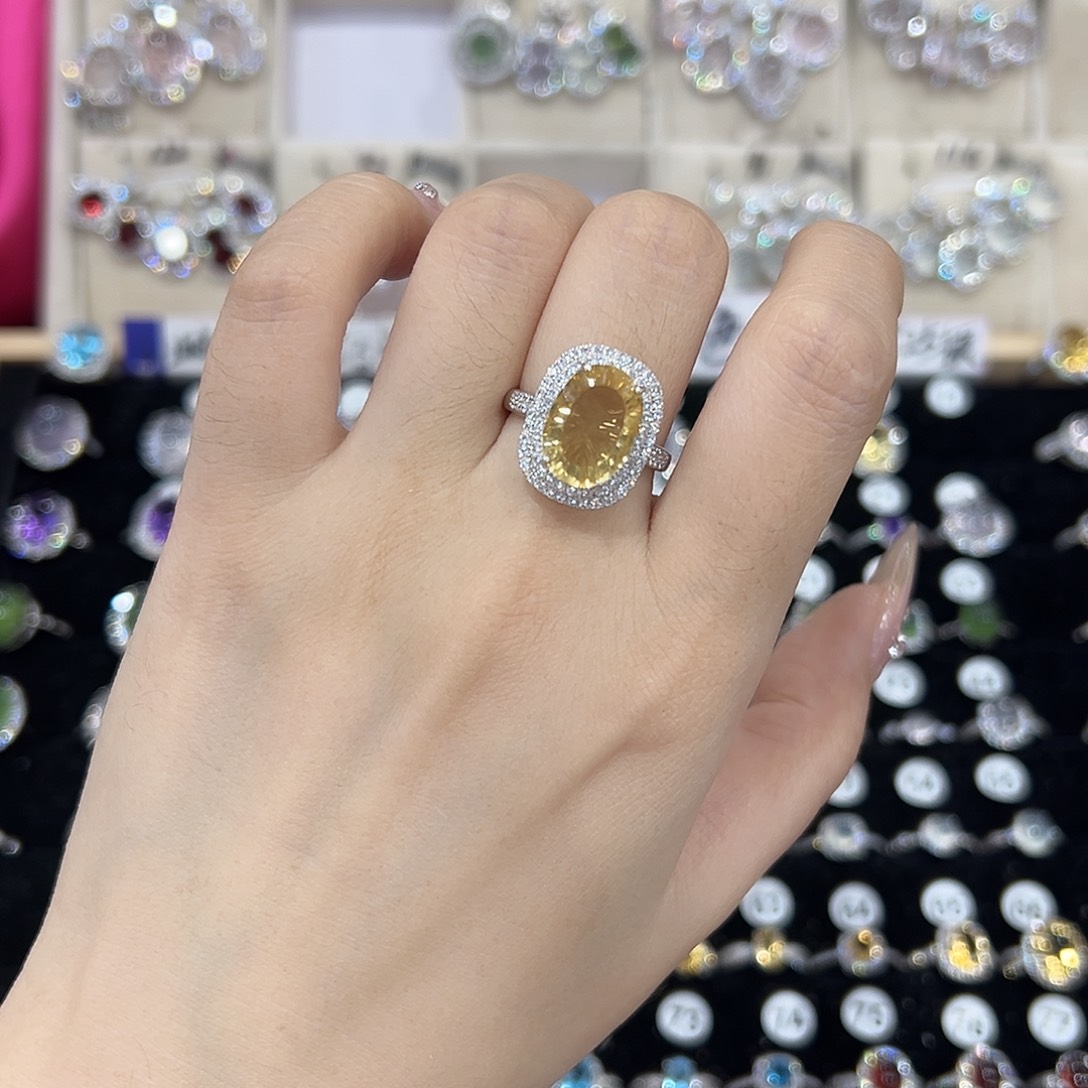 小***、银S925镶嵌黄晶戒指