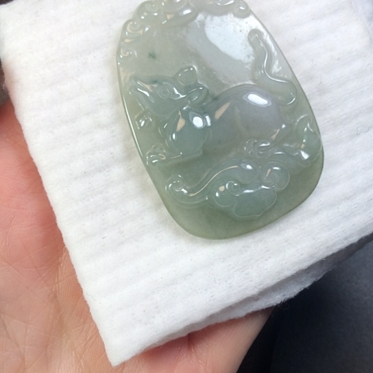 翡翠未镶嵌颈饰缅甸A货，每天下午1点半开播