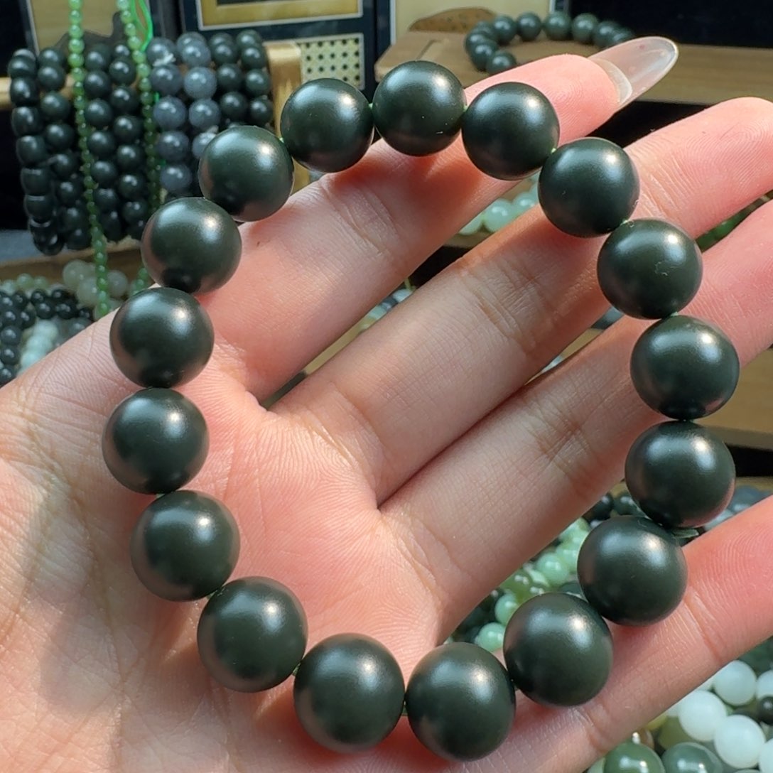 和田玉手链未镶嵌