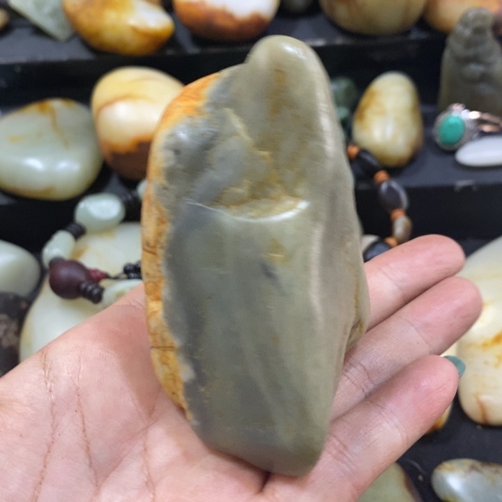 和田玉（糖玉）未镶嵌挂件