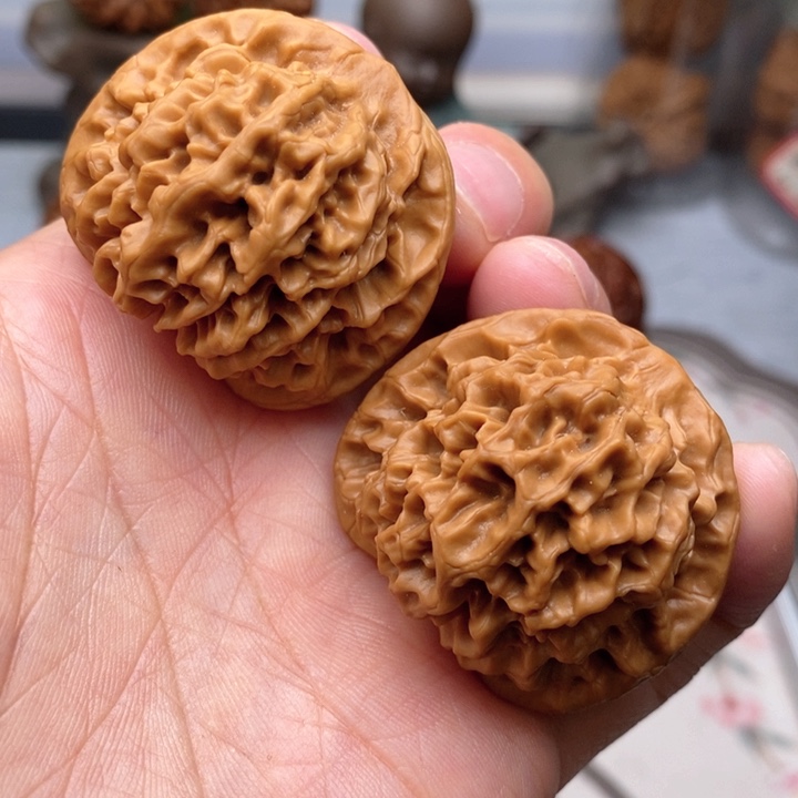 【闪购商品】文玩核桃把件秦闷40