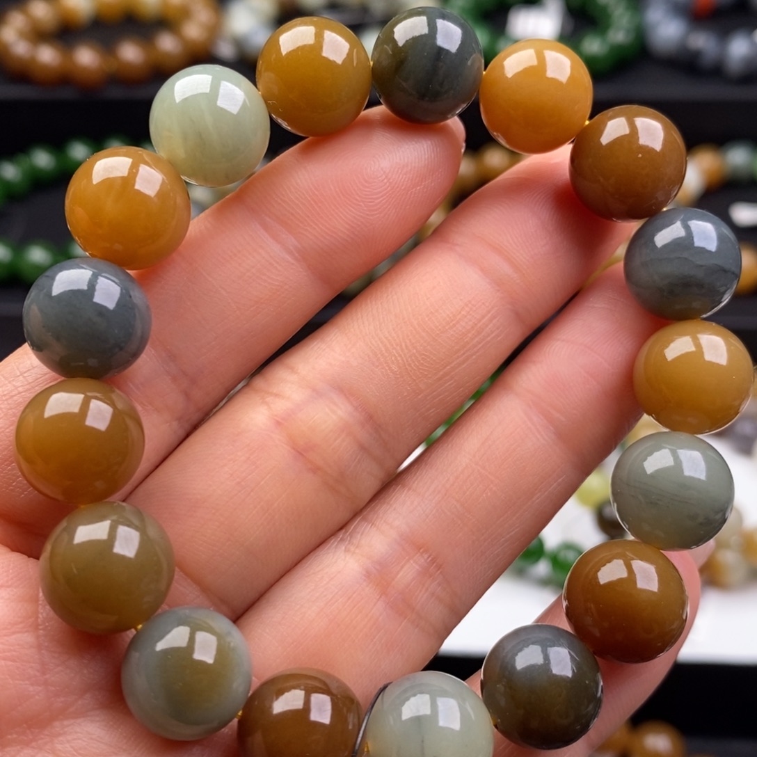 和田玉未镶嵌手串