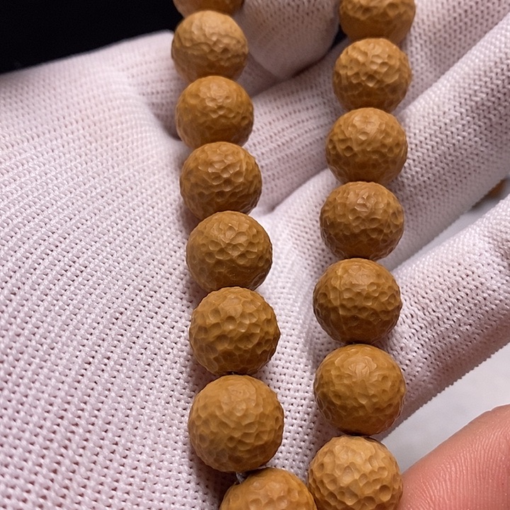 猴头核桃吊坠手工：锤纹2