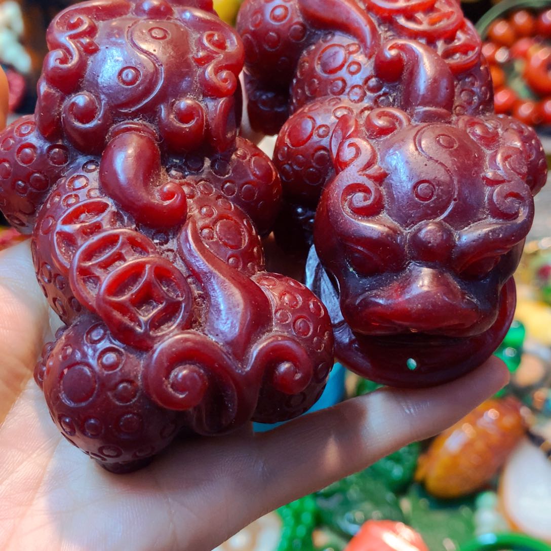 琥珀颈饰未镶嵌噢噢哦噢哦噢哦噢哦喔