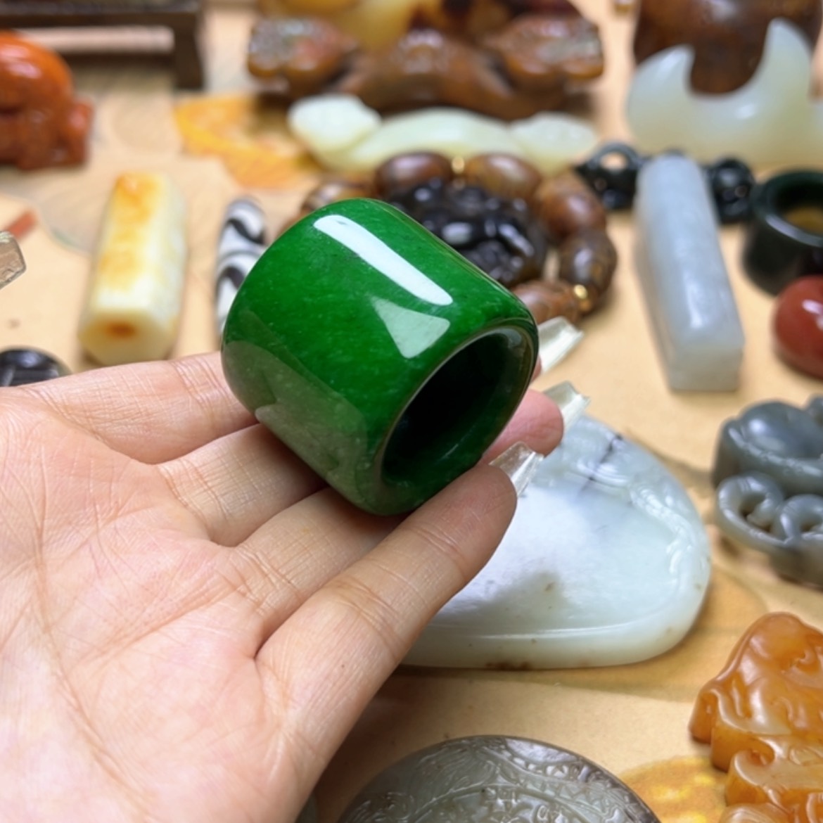 【闪购商品】蛇纹石玉颈饰未镶嵌