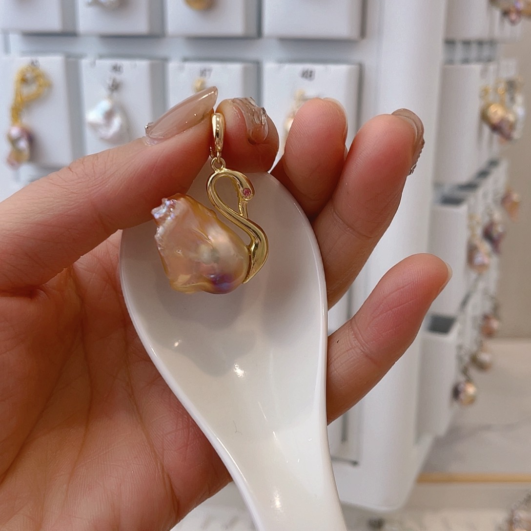 淡水珍珠颈饰银S925镶嵌昕*